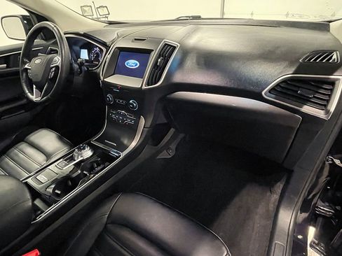 Used 2019 Ford Edge SEL w/ Equipment Group 201A AWD/4WD image 28