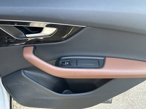 Used 2023 Audi Q7 2.0T Premium w/ Convenience Package image 31