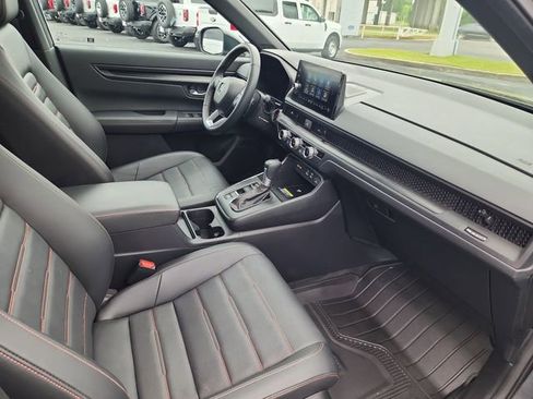 Used 2025 Honda CR-V Sport-L image 13