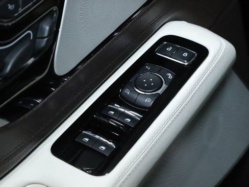 Used 2023 Lincoln Aviator Black Label image 20