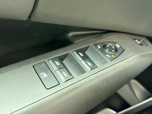 Used 2025 BMW X3 xDrive30i w/ Premium Package AWD/4WD image 21