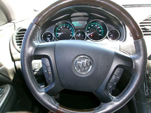 Used 2013 Buick Enclave Leather image 23