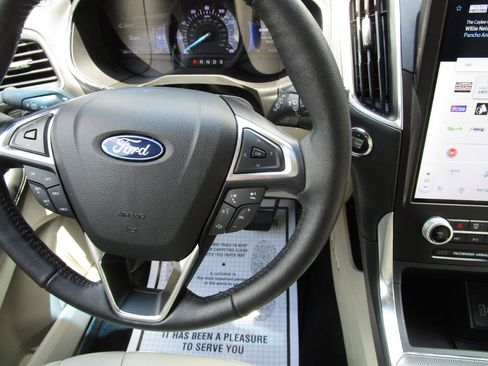 Used 2021 Ford Edge Titanium w/ Cargo Accessory Package FWD image 13