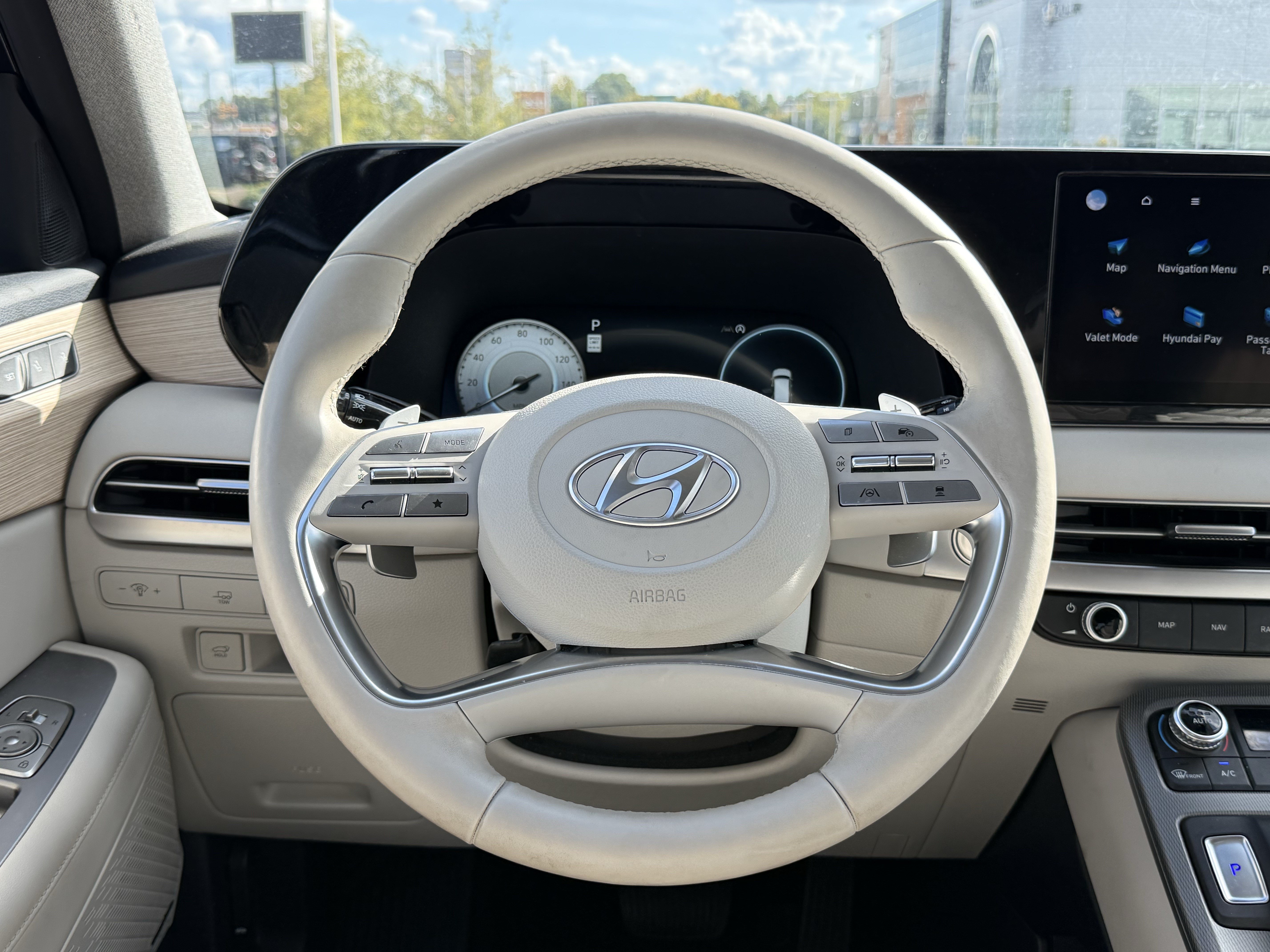Used 2023 Hyundai Palisade Limited AWD/4WD image 6