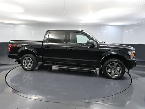 Used 2018 Ford F150 XLT w/ Equipment Group 302A Luxury AWD/4WD image 4