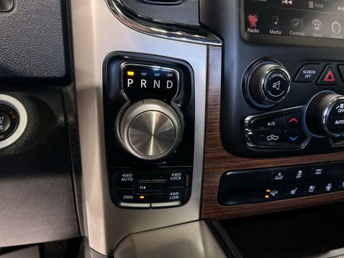 Used 2016 RAM 1500 Laramie w/ Convenience Group AWD/4WD image 20