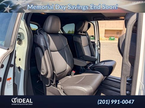Used 2022 Toyota Sienna XSE w/ XSE Plus Package AWD/4WD image 54