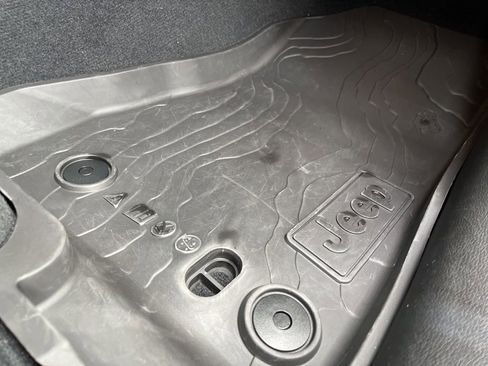 Used 2024 Jeep Wrangler High Altitude image 44