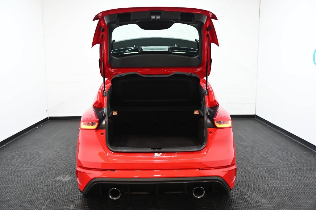 Used 2018 Ford Focus RS AWD/4WD image 45