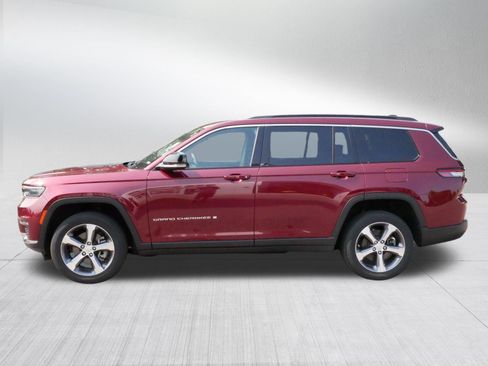 Used 2024 Jeep Grand Cherokee L Limited AWD/4WD image 4