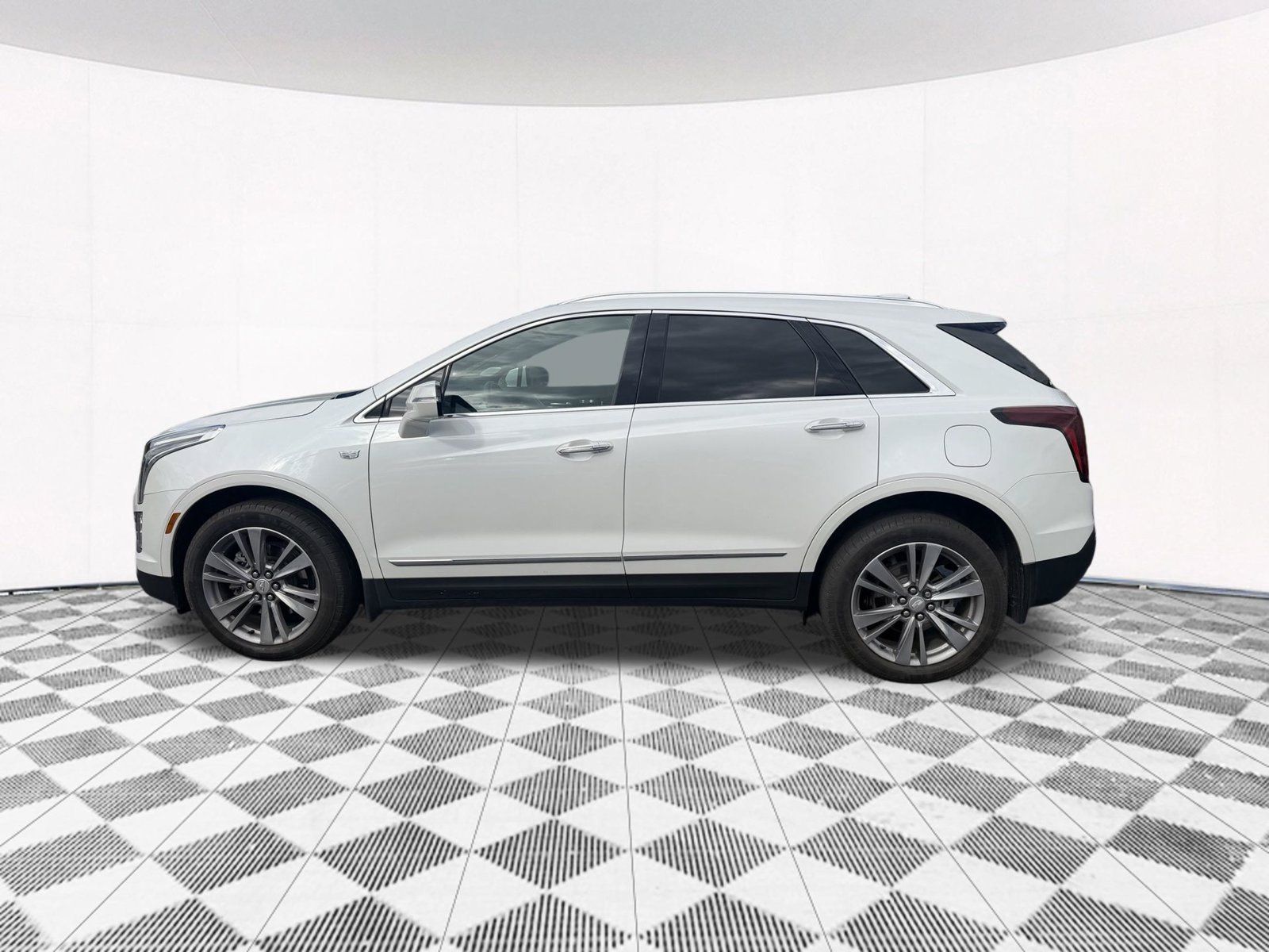 Used 2024 Cadillac XT5 Premium Luxury AWD/4WD image 14