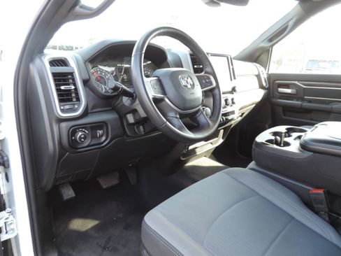 Used 2024 RAM 2500 Big Horn w/ Bed Utility Group image 7