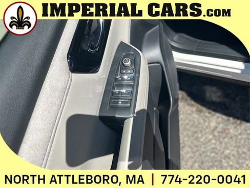 New 2025 Subaru Forester Limited image 30