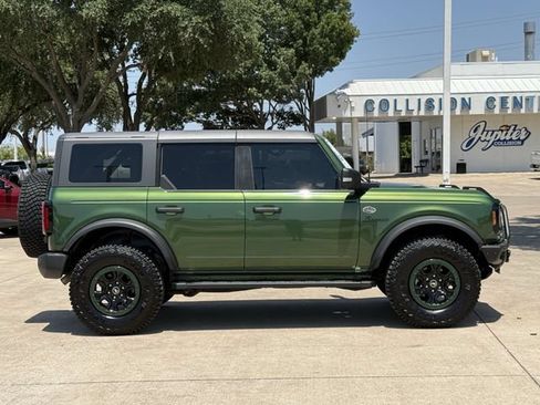 Used 2023 Ford Bronco Wildtrak AWD/4WD image 4