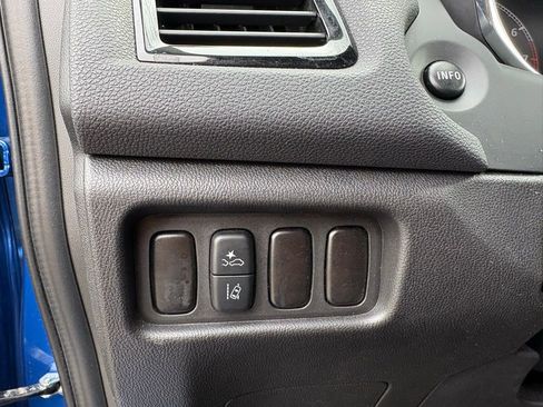Used 2025 Mitsubishi Outlander Sport LE AWD/4WD image 18