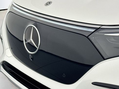 Used 2023 Mercedes-Benz EQS 450+ SUV image 11