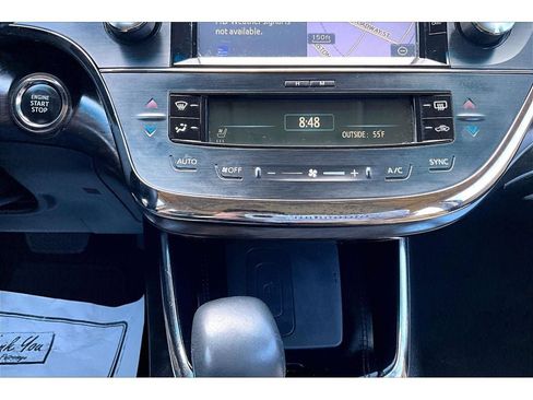 Used 2016 Toyota Avalon Limited w/ Toyota Safety Sense Package FWD image 25
