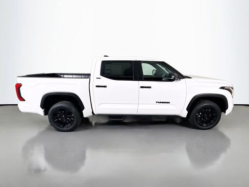 Used 2026 Toyota Tundra SR5 AWD/4WD image 8