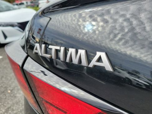 Certified 2023 Nissan Altima 2.5 SV image 8