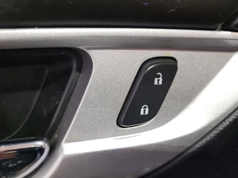 Used 2016 GMC Terrain SLE image 40