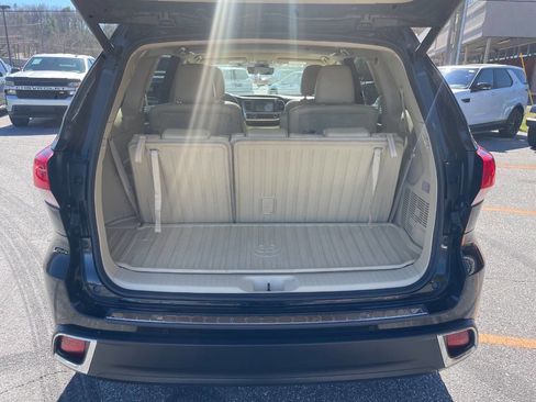 Used 2017 Toyota Highlander Limited w/ Protection Package #3 image 24