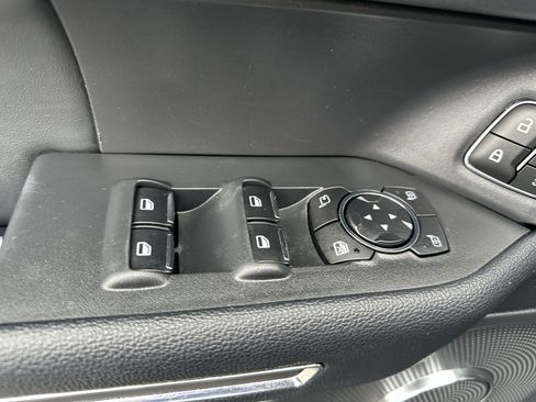 Used 2024 Ford Expedition Max XLT AWD/4WD image 15
