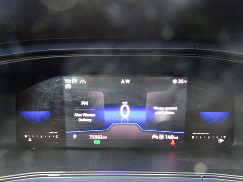 Used 2022 Volkswagen Taos SE image 14