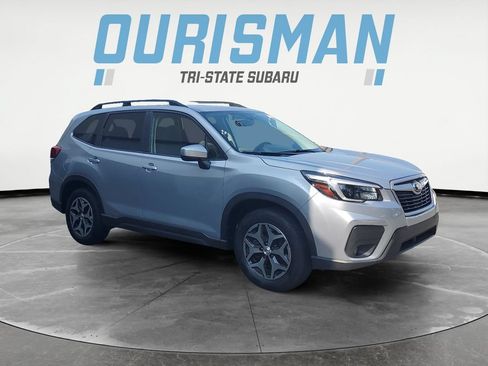 Used 2021 Subaru Forester Premium AWD/4WD image 1