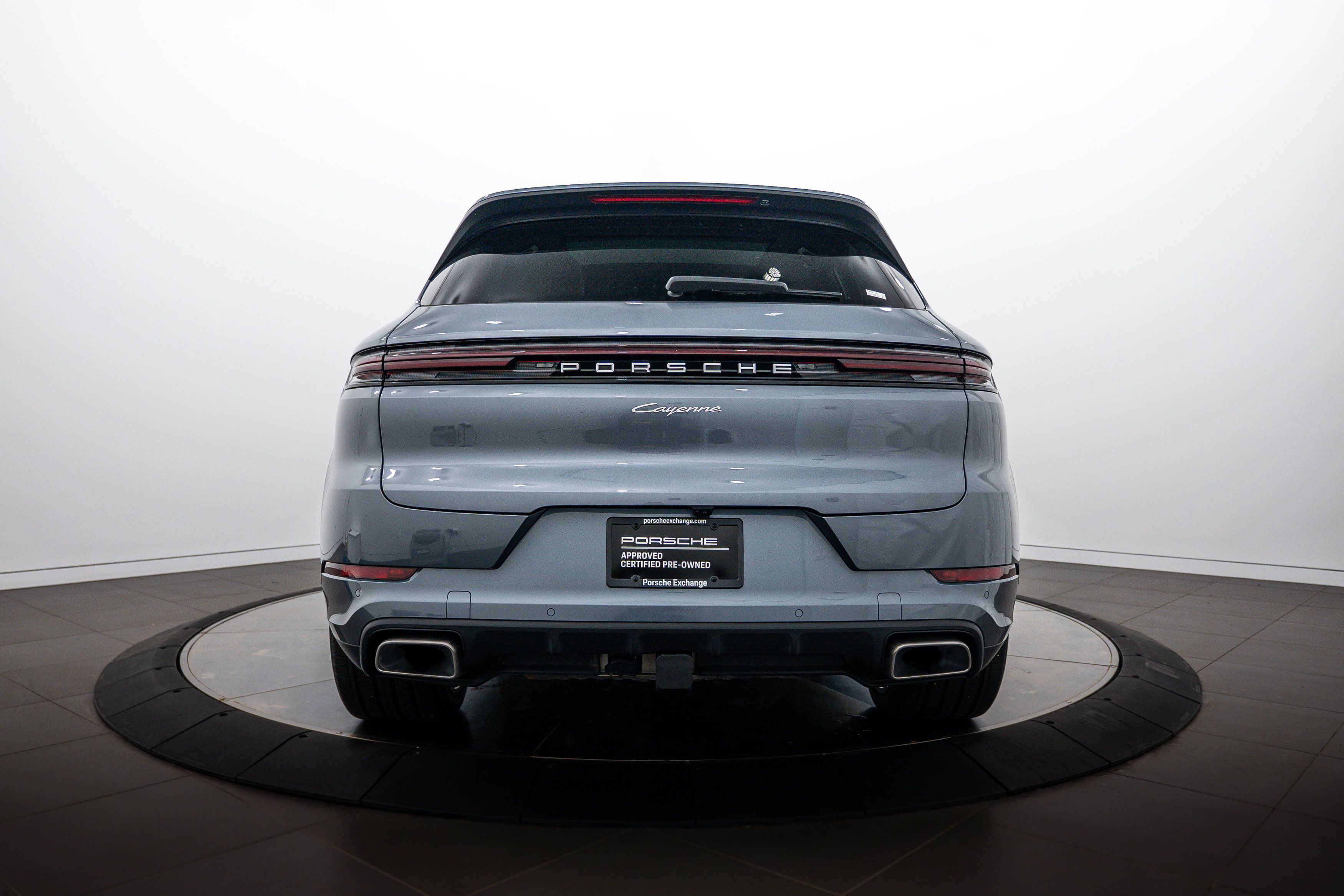 Certified 2026 Porsche Cayenne AWD/4WD image 6