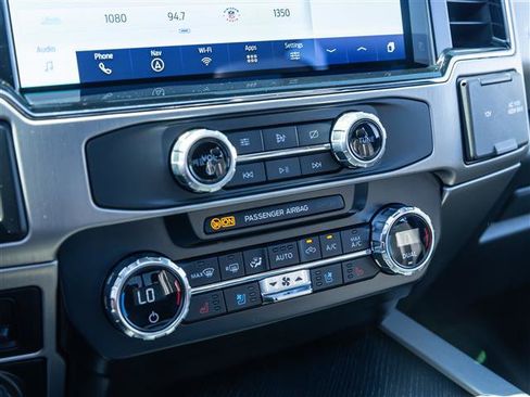 Used 2022 Ford F450 Platinum AWD/4WD image 38