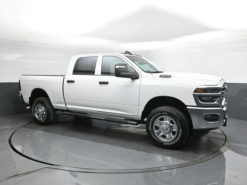 New 2026 RAM 2500 Tradesman image 17