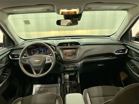Used 2023 Chevrolet TrailBlazer LT image 18