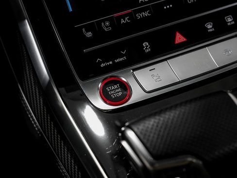 Used 2024 Audi SQ8 Premium Plus w/ Executive Package image 16