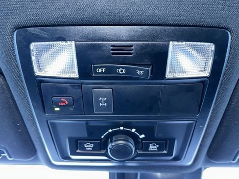 Used 2023 Toyota Tacoma 4x4 Double Cab image 36