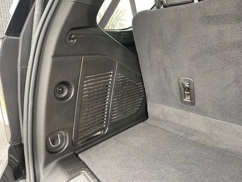 Used 2021 Chevrolet Tahoe High Country w/ Premium Package image 33