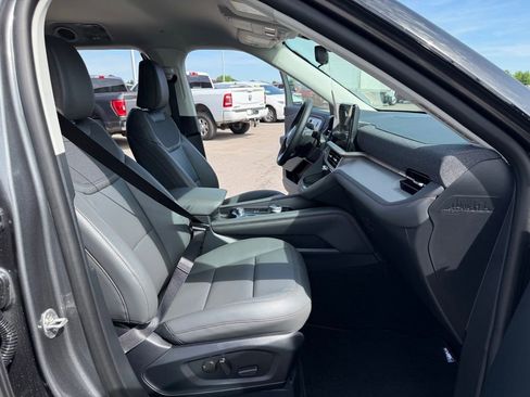 New 2026 Ford Explorer Active RWD image 14