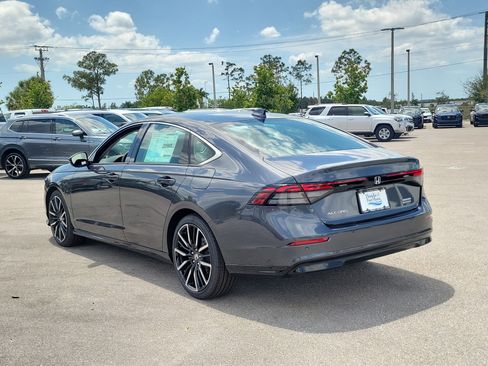 New 2026 Honda Accord Touring image 5