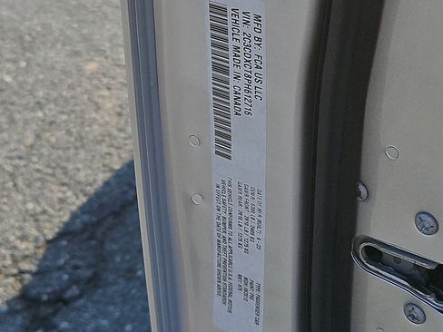 Certified 2023 Dodge Charger R/T w/ Blacktop Package image 27