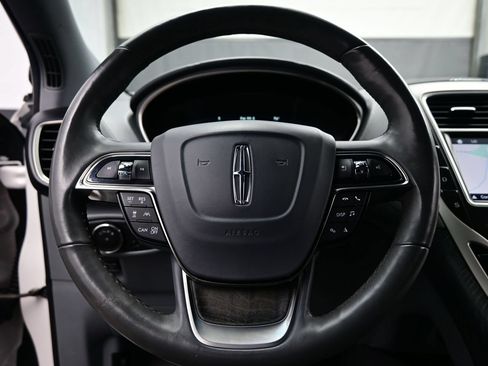 Used 2019 Lincoln Nautilus Reserve w/ Drivers Assistance Package AWD/4WD image 29