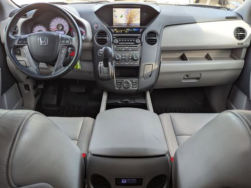 Used 2013 Honda Pilot Touring image 17