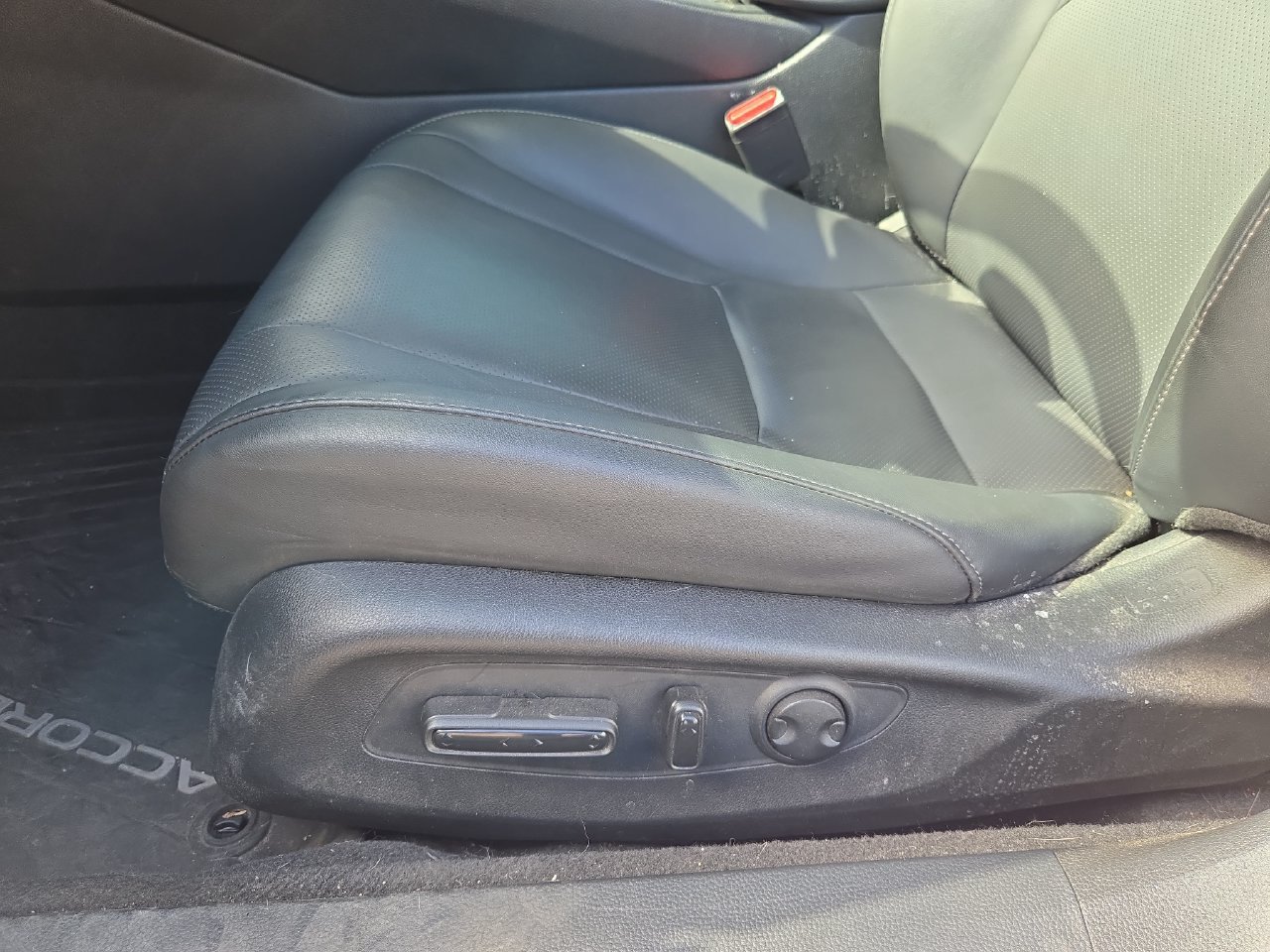 Used 2026 Honda Accord EX-L image 21