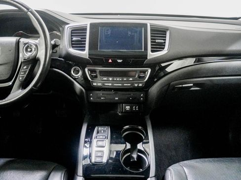 Used 2016 Honda Pilot Elite image 24