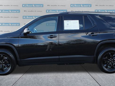 Used 2023 Chevrolet Traverse LT image 9