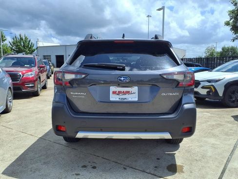 Certified 2025 Subaru Outback Limited image 4