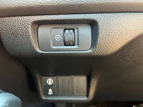 Used 2024 Honda Civic Sport image 10