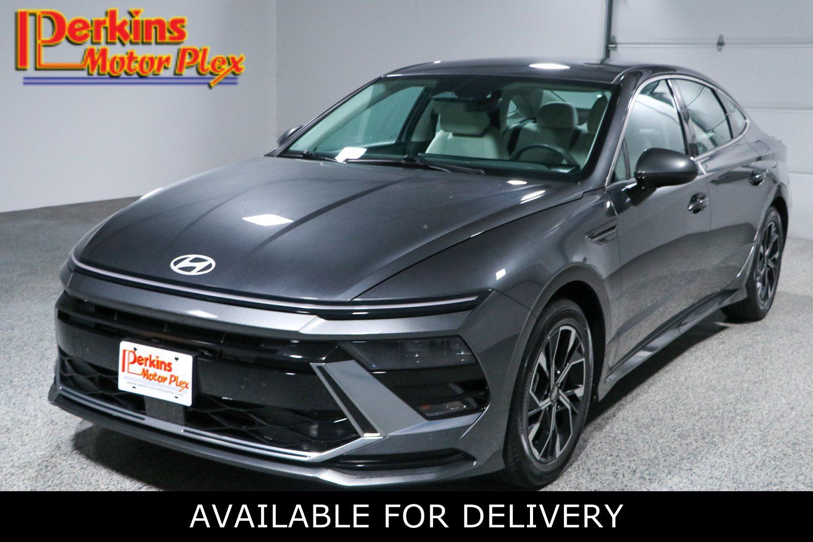 Used 2024 Hyundai Sonata SEL FWD image 1