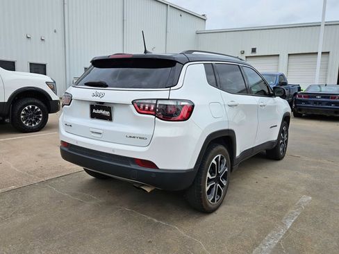 Used 2022 Jeep Compass Limited image 5