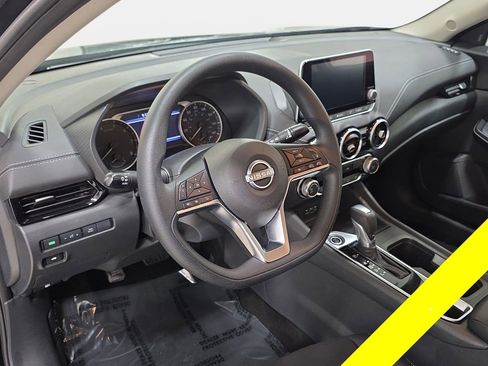 Used 2024 Nissan Sentra SV FWD image 16