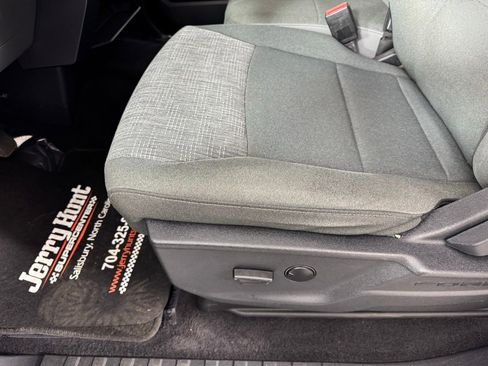 Used 2023 Ford F150 XLT image 11