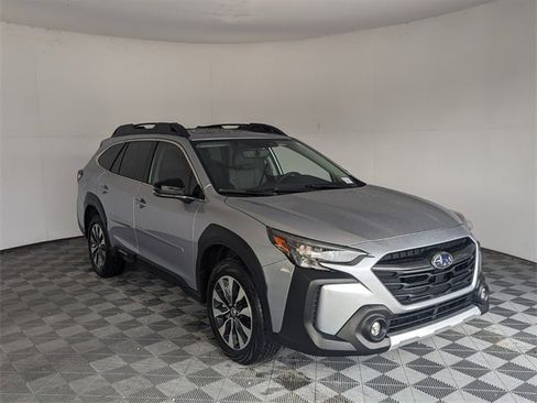 Certified 2025 Subaru Outback Limited image 2